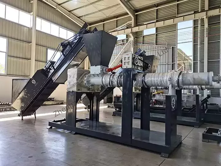 waste plastic recycling pelletizing machine