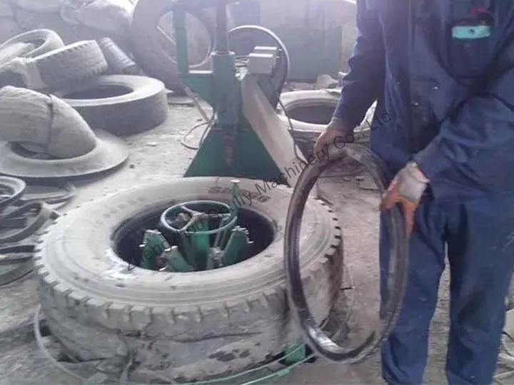 tyre processing for recycling