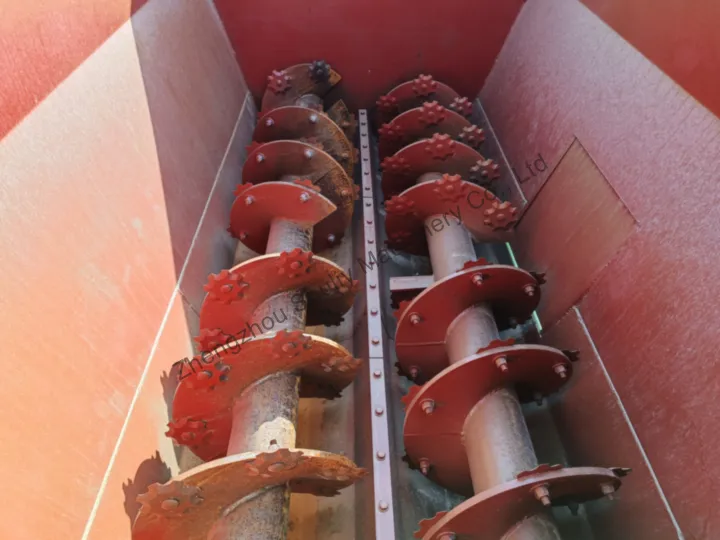 輸送用スパイラルブレード