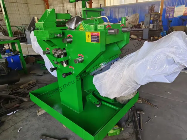 スパイラルブレード製造機