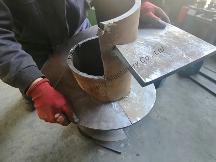 spiral blade for screw conveyor